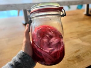 Pickles d'oignon rouge